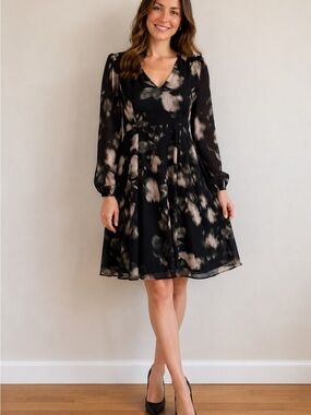 Simply Vera Vera Wang Black Floral Chiffon Dress Size 12 Long Sleeve
